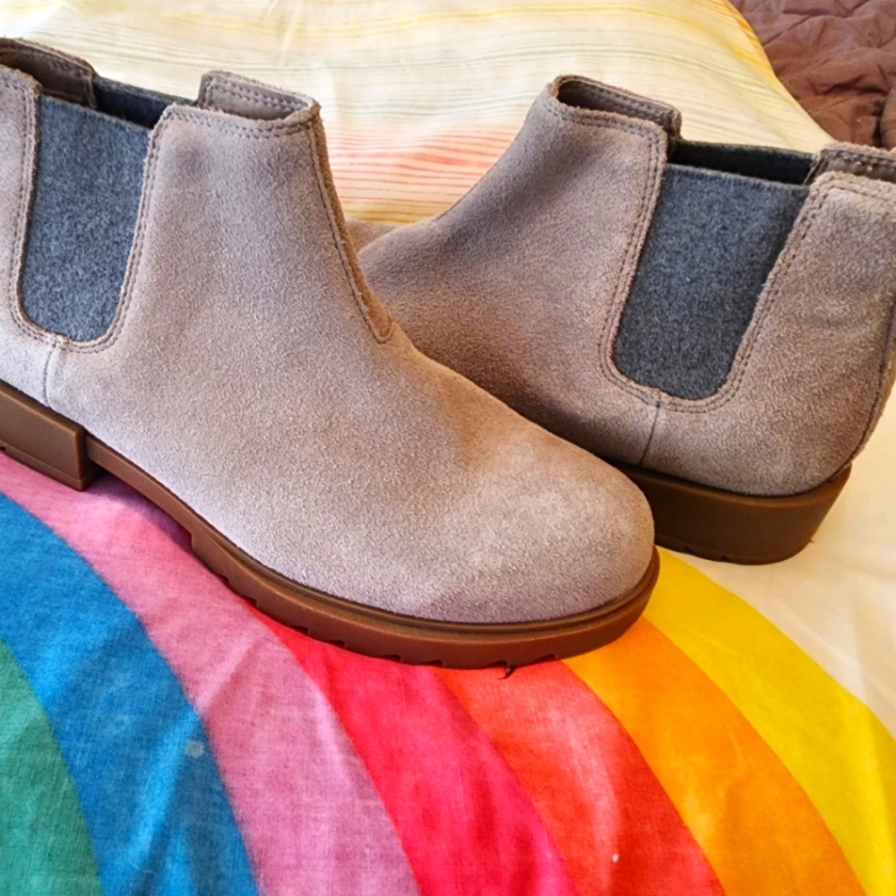 Sorel Taupe Suede Chelsea Ankle Boots
